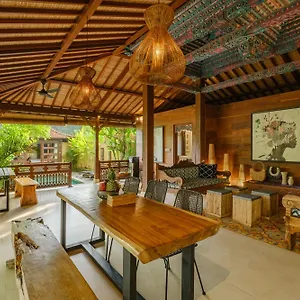 Dharuna Villa